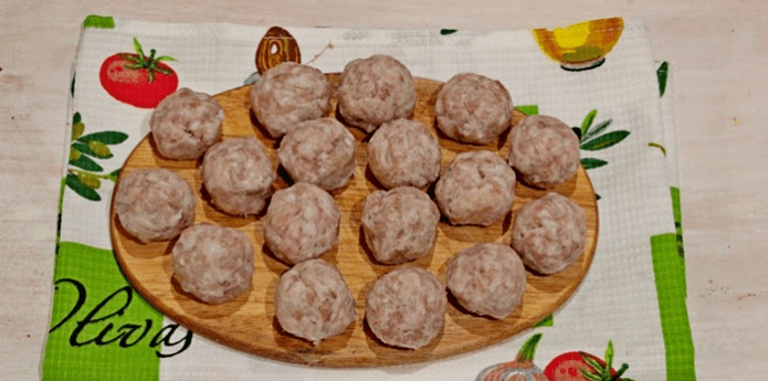 Gekochte Fleischbällchen induzieren